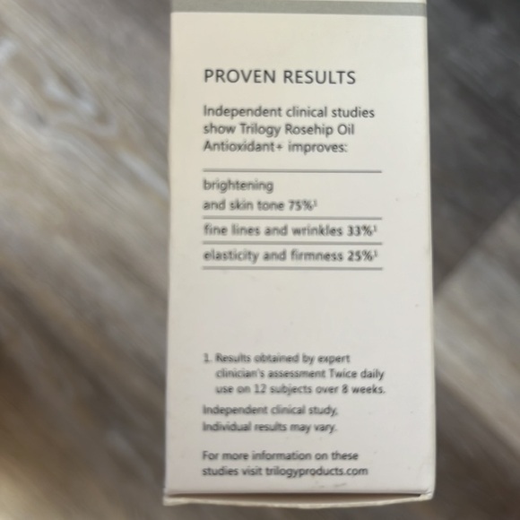 Trilology Rosehip Oil Antioxidant+, 30ml - Picture 3 of 5